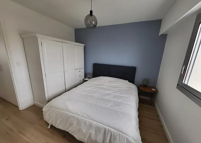 T2 Face Avec Balcon, Cuisine équipée Et Tv - Fr-1-92-908 * Les Sables-dʼOlonne