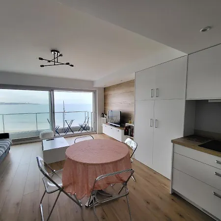 Apartment T2 Face Avec Balcon, Cuisine Equipee Et Tv - Fr-1-92-908 Les Sables-d'Olonne